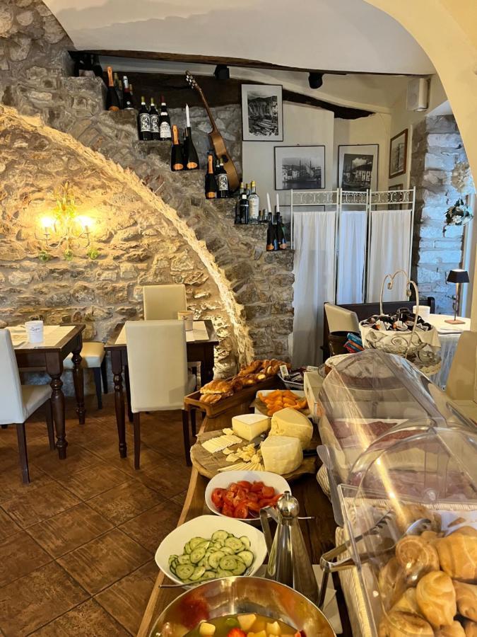 Charmante Front Apartment Malcesine